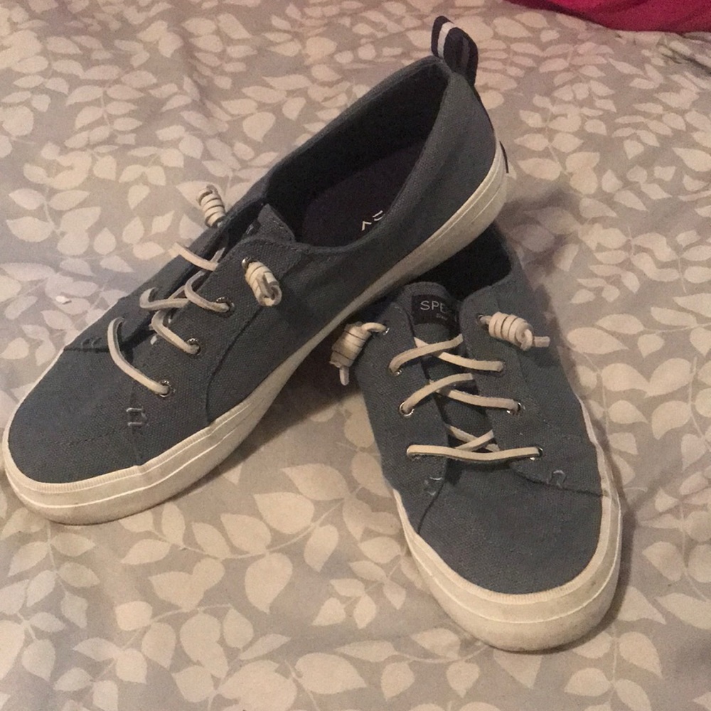 Sperry deck tennis shoes